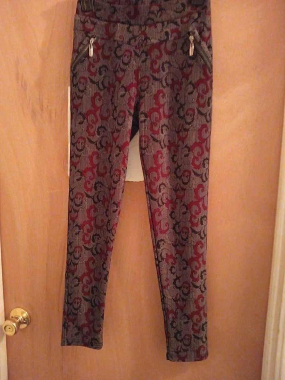 Juniors size S/M Coco & Carmen black/red/grey leggings